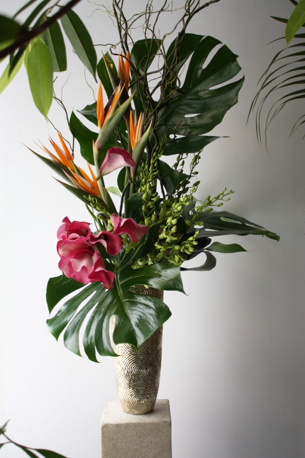 Weekly delivery Corporate flower arrangement Singapore