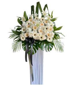 Express your deepest condolences with Funeral Flowers